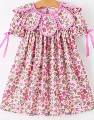 Beautiful Floral Scalloped Collar Sister Set