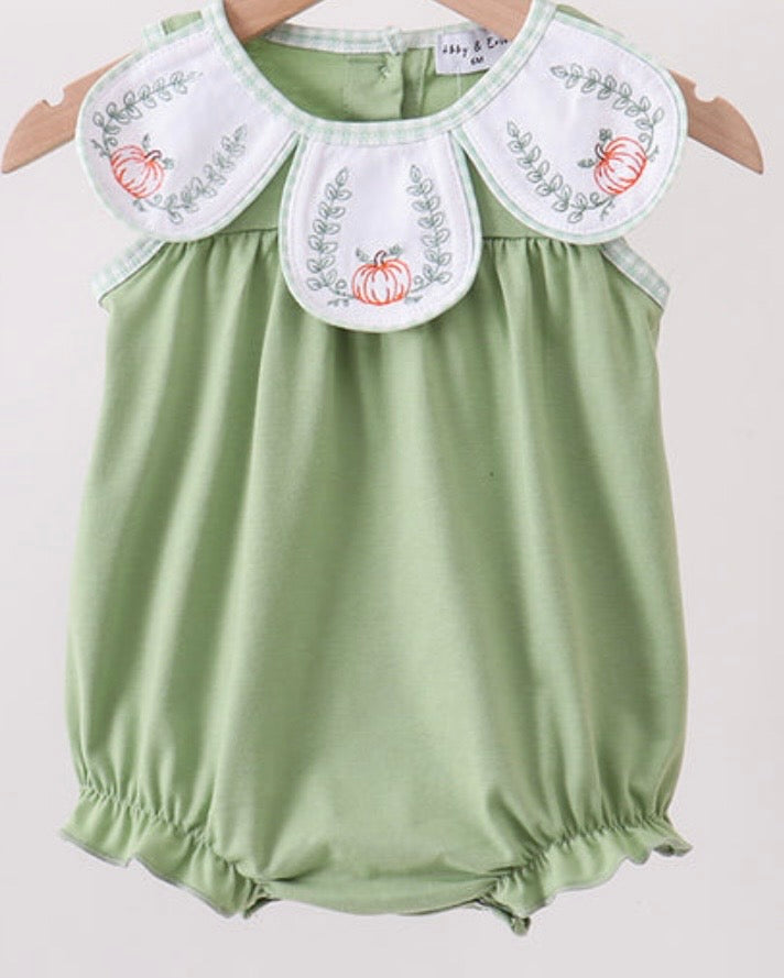 Embroidered Pumpkin Petal Collar Sister Set