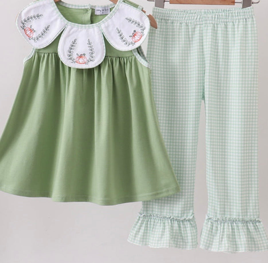 Embroidered Pumpkin Petal Collar Sister Set